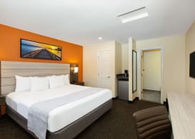 Days Inn by Wyndham Monterey-Fisherman's Wharf Aquarium 5