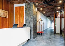 Dialoog Seminyak 2