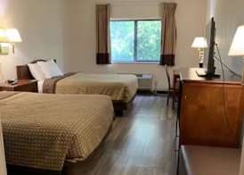 Days Inn by Wyndham Topeka 4