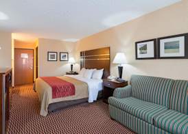 Quality Inn Parkersburg North - Vienna 5