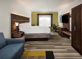Holiday Inn Express & Suites BARTOW by IHG 3