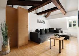 Hotel CampusZwei Komfortable Doppelzimmer & Apartments mit Küche Zentral in Ludwigsburg ideal für Business & Langzeitaufenthalte 24h Check in Kinder bis 14 Jahre übernachten kostenlos 4