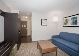 Holiday Inn Express & Suites LONGMONT - BOULDER AREA by IHG 2