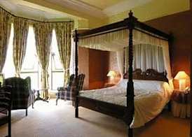 Ballinalacken Castle Country House Hotel 5