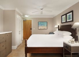 Pier House Resort & Spa 5