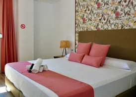 Hostal GARDEN ROUS 2