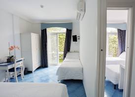 Hotel Bussola 5