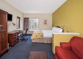 Baymont by Wyndham Warrenton 3