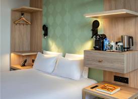Hôtel Kyriad Prestige Paris Asnieres 3
