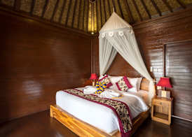 The Bridge Huts 4