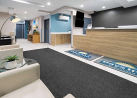 Days Inn by Wyndham Staten Island 2