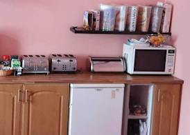 Dalry Guesthouse 4