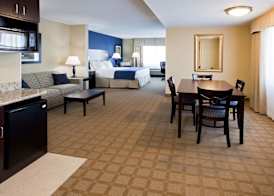 Holiday Inn Express & Suites FORT PIERCE WEST by IHG 4