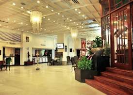 Grand Oriental Hotel 2