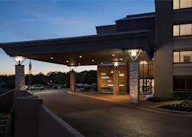 DoubleTree by Hilton Austin Northwest Arboretum 3
