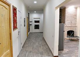 Woolway Studios Artisan Hotel Near Zvartnots Airport 3