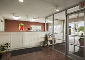 Super 8 by Wyndham Meridian 2
