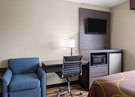 Super 8 by Wyndham Hagerstown I-70 5