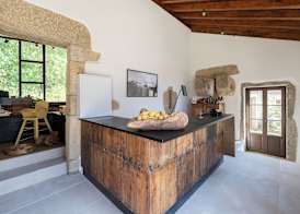 CasaNova Farmhouse 2