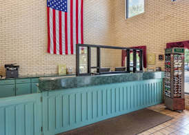 Econo Lodge Fayetteville I-95 2