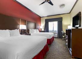 Best Western Plus Classic Inn and Suites 4