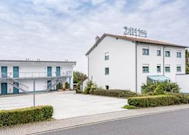 Hotel Am Wiesenweg l 24h check-in 4