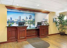 Best Western PLUS Victor Inn & Suites 5