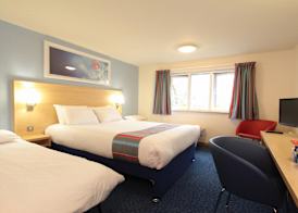 Travelodge Egham 5