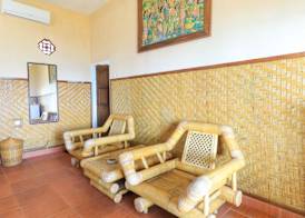 Hotel Tara Bar & Resto Air Sanih 4
