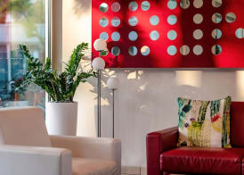 Domino Suite Hotel & Residence 4