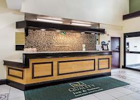 Quality Inn & Suites Harvey - Chicago Southland 2