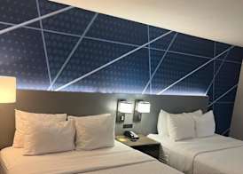 Comfort Inn Kansas City Midtown 5