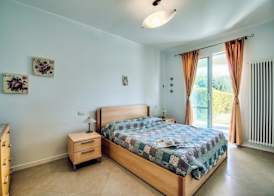 Villa Lucia Riviera dei Fiori, Sea-View and Pool 4