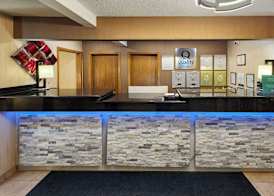 Quality Inn & Suites Davenport near I-80 3