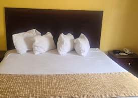 Travelodge by Wyndham Airport Platte City 3