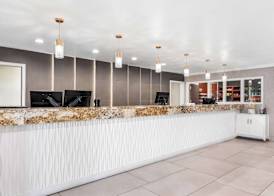 Best Western Plus Abbey Inn 2