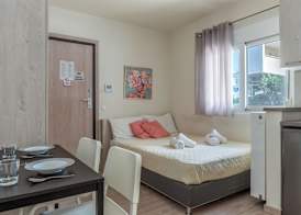 Elvita Apartments 3 5