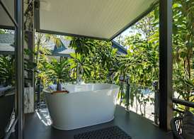 Loy Chalet 4