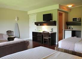 Leelas Villa Inn Flesherton 4