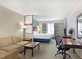 Best Western Plus Crossroads Inn & Suites 4