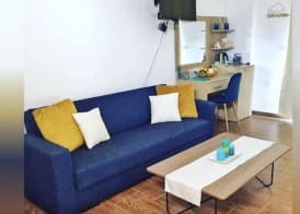 Grande Blue Suites with private bay 5