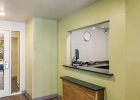 WoodSpring Suites Houston La Porte 3