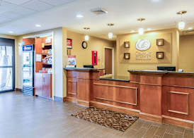 Comfort Suites Wytheville near Conference Center 4