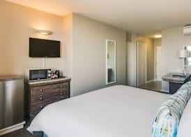 Protea Hotel by Marriott Karridene Beach 5