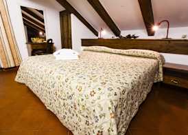 Hotel Biancaneve 5