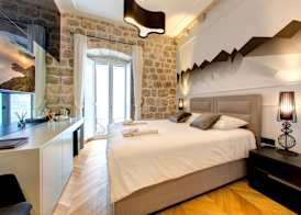 Boutique House Forty-Four 3