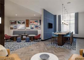 Hampton Inn & Suites - Roanoke-Downtown, VA 5