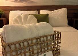 Rooms Boutique by Annie's 5