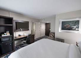 Four Points by Sheraton Charlotte - Lake Norman 5