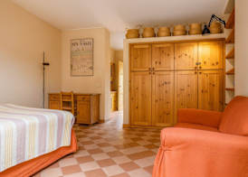 Ivy house 4
